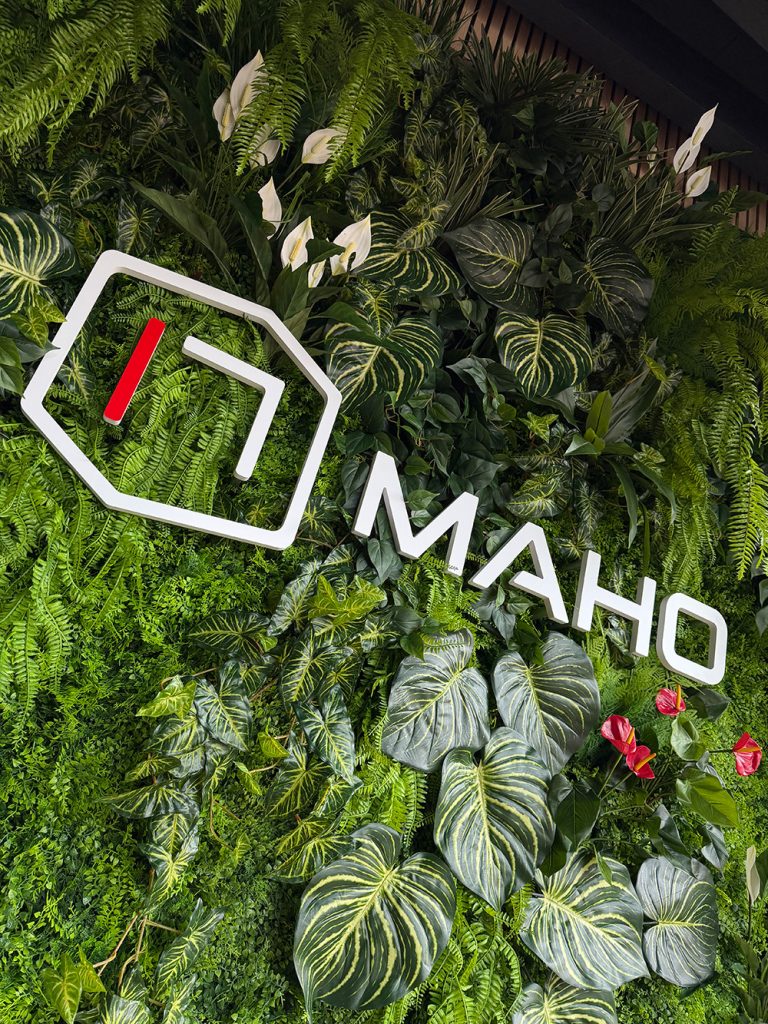 Mur-végétal_Agence_AtelierMaho_Baud